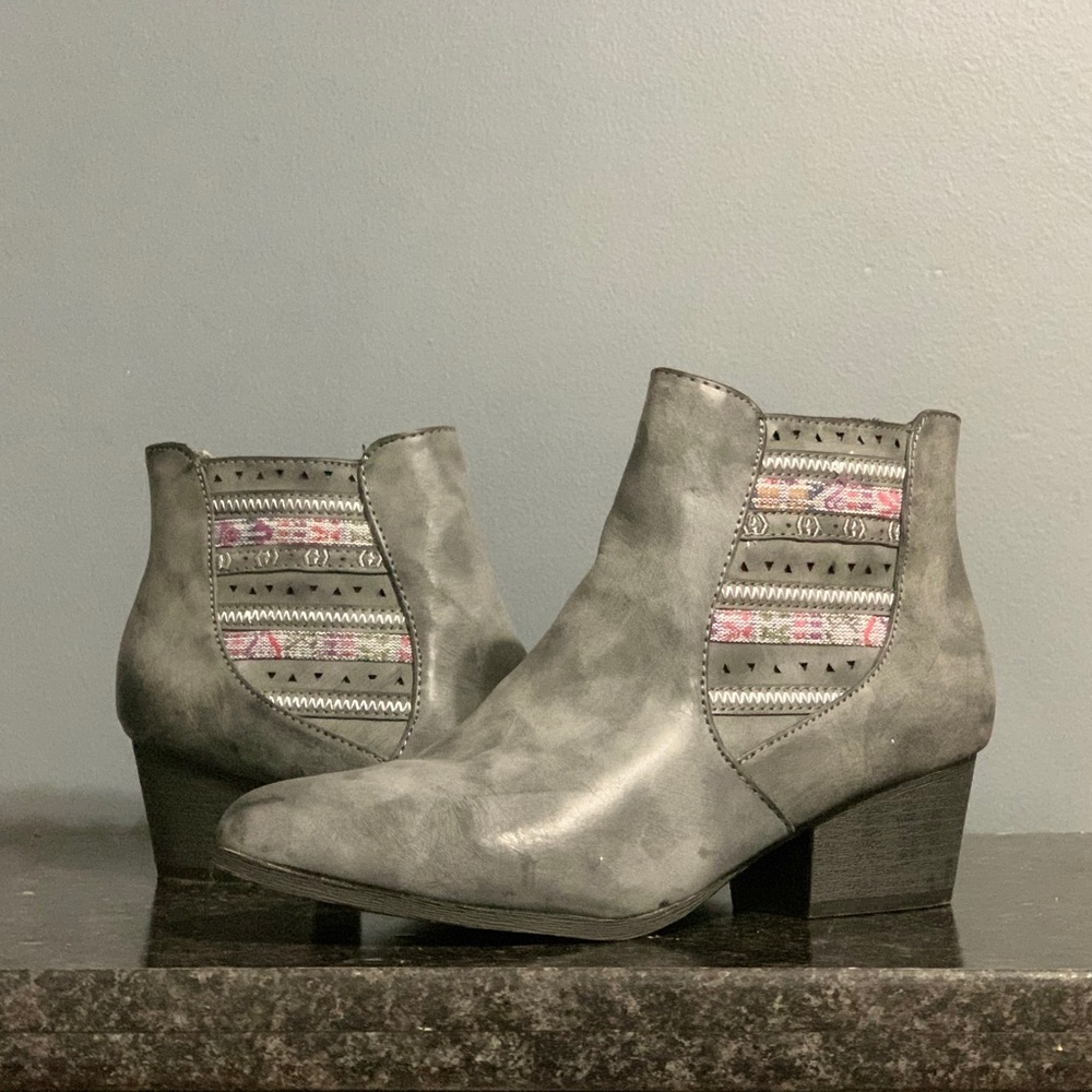 Maurices grey booties